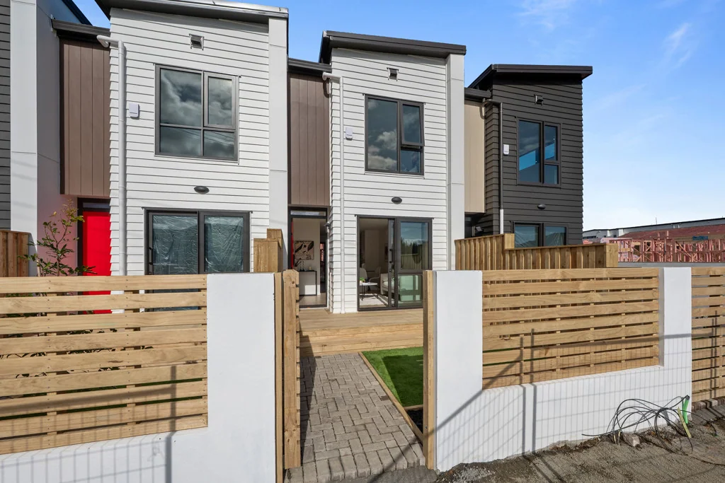 Mangere East 2ਬੈੱਡਰੂਮ Boutique Development in Mangere East