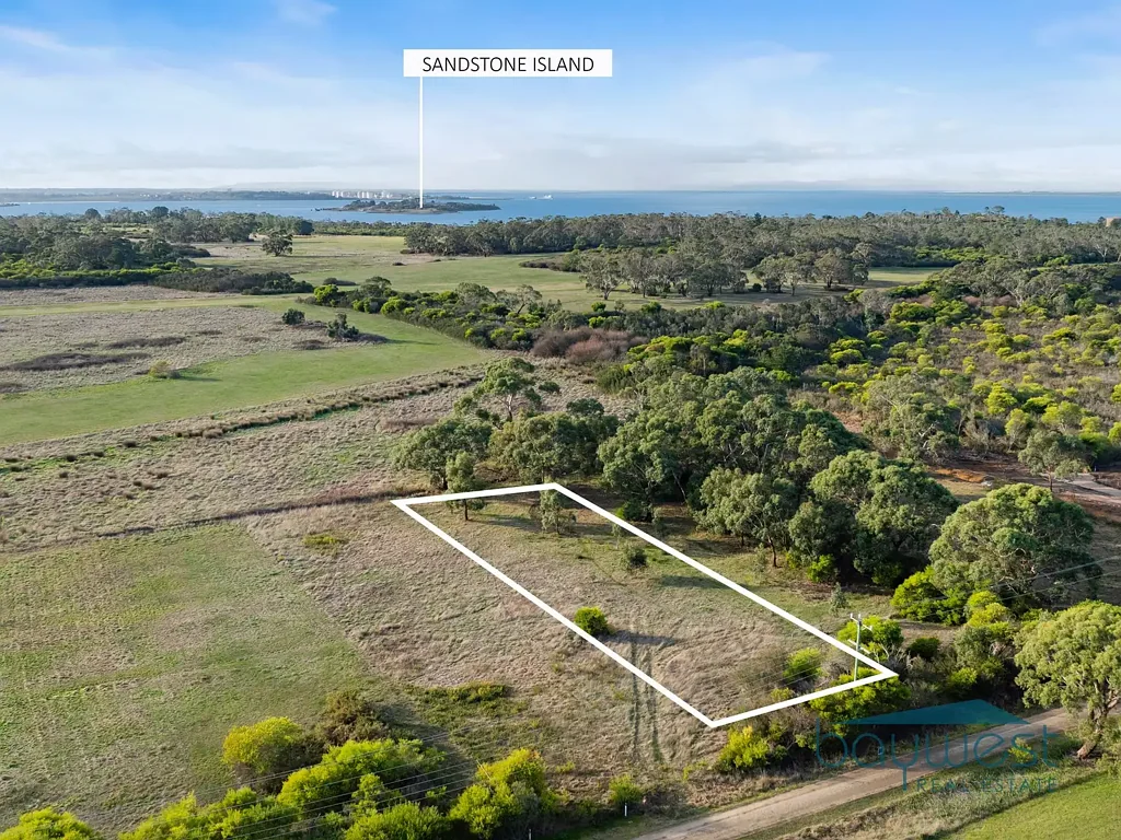 44 Creswell Street, Crib Point, VIC 3919