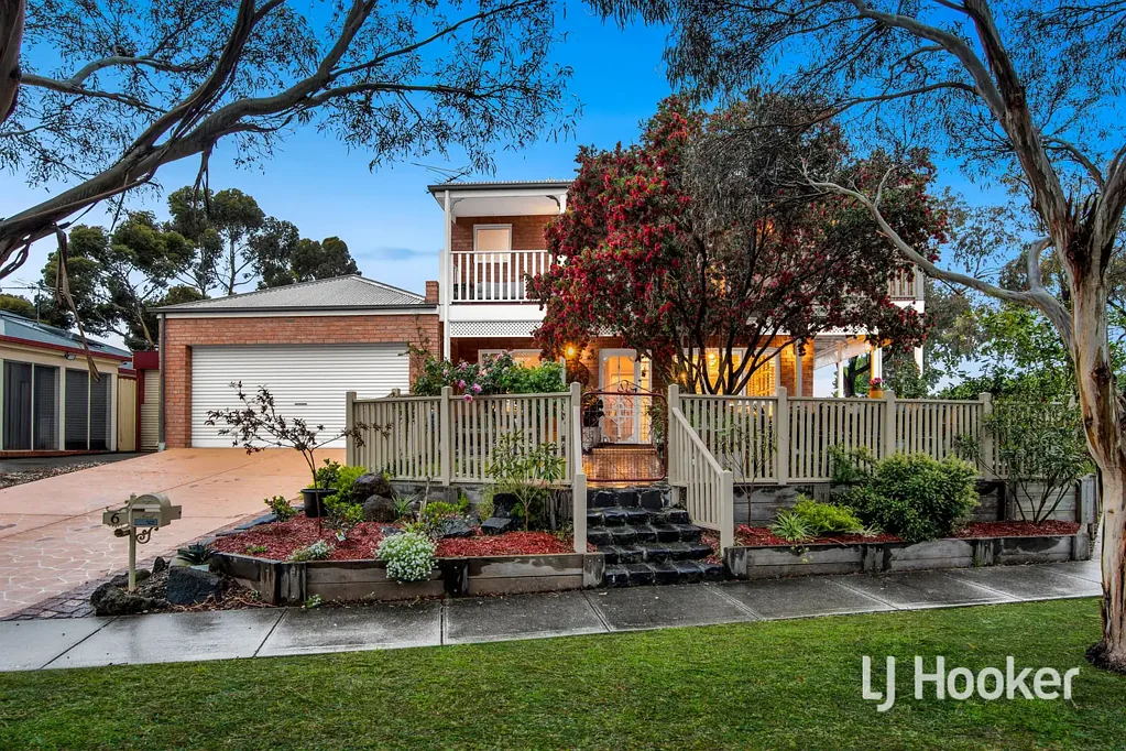 Point Cook 3房  Blue-Chip Living with a Private Cottage & Picturesque Wetland and Parkland Views