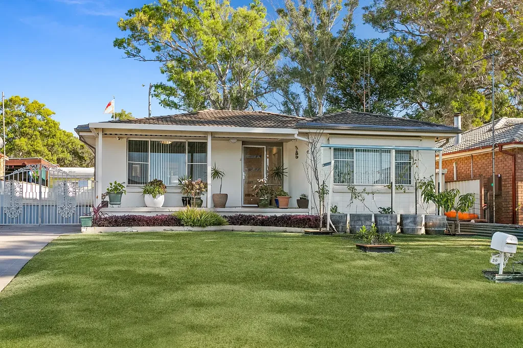 30 Laurel Street, Albion Park Rail, NSW 2527