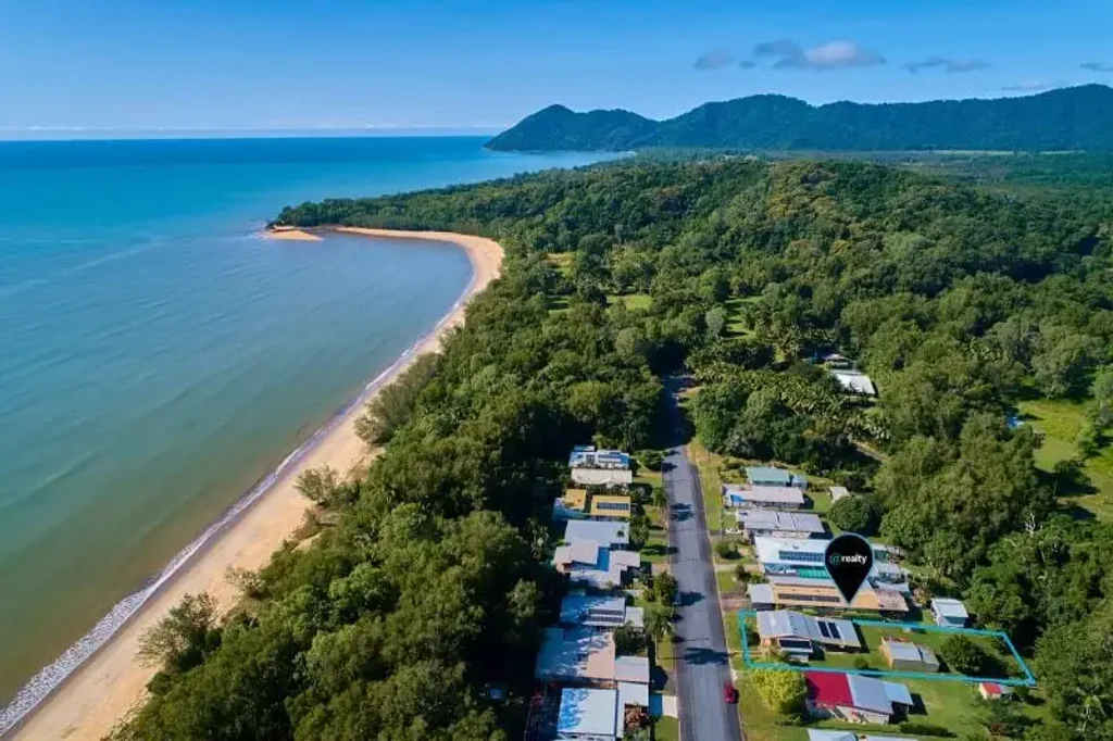 Bramston Beach 3房  Spacious Beachside Haven - 4 Beds on 1052m² Block - Shed