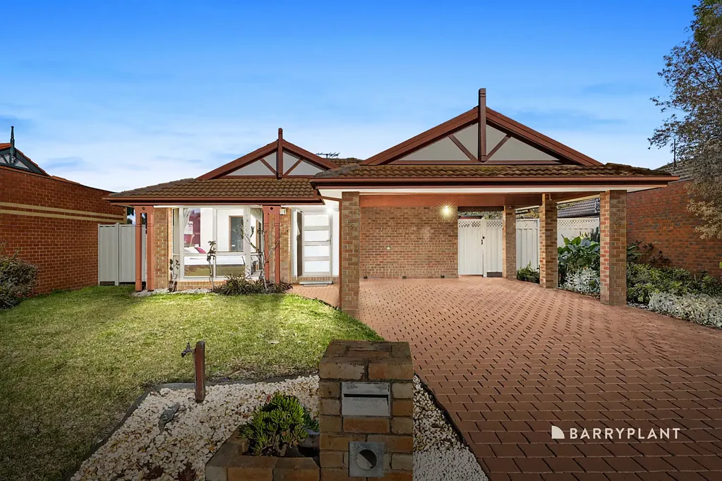 59 Hawkes Drive, Mill Park, VIC 3082