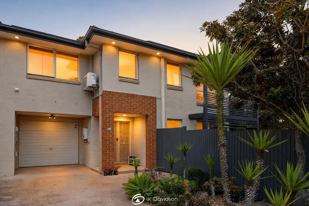 Holsworthy 3房 维护精美的住宅，配备实用附加设施 A beautifully kept home with the extras that matter