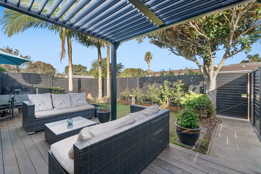 Manly 2ห้องนอน EXCEPTIONAL BUYING - PREMIUM BEACHSIDE LOCATION