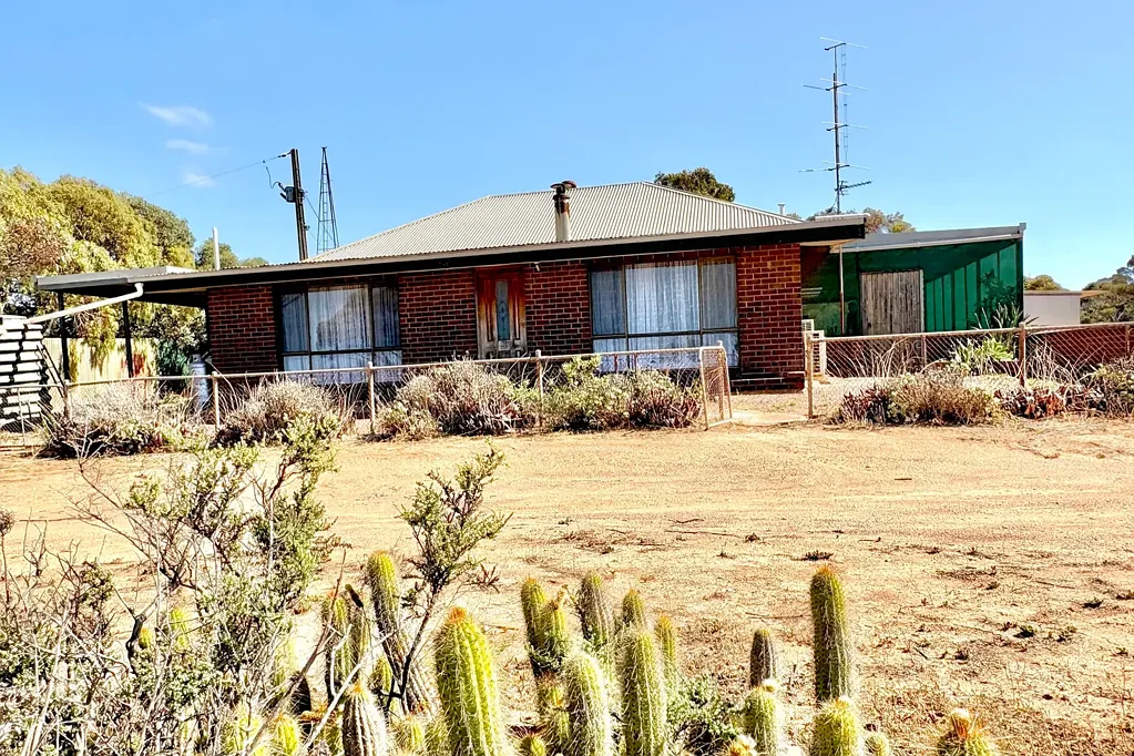 Ceduna Rural Freedom Awaits – 30 Acres Just Minutes from Ceduna
