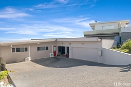 23 Buccaneer Avenue, Lammermoor