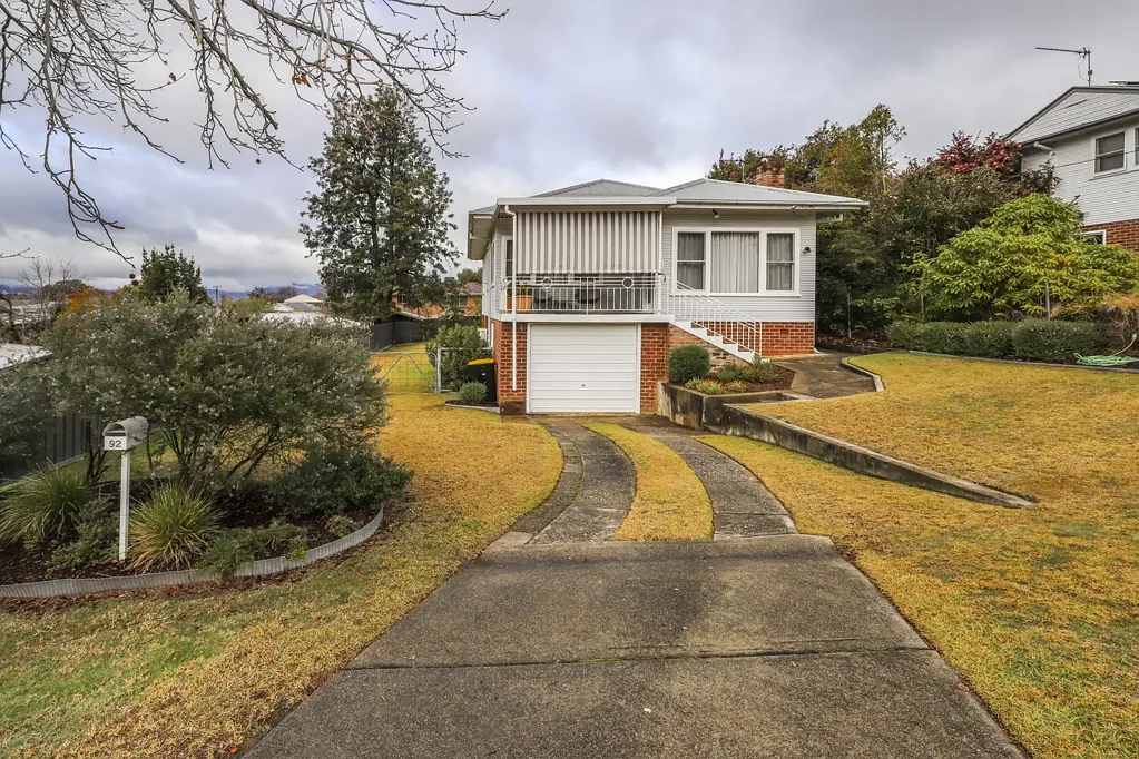 92 Richmond Street, Tumut, NSW 2720