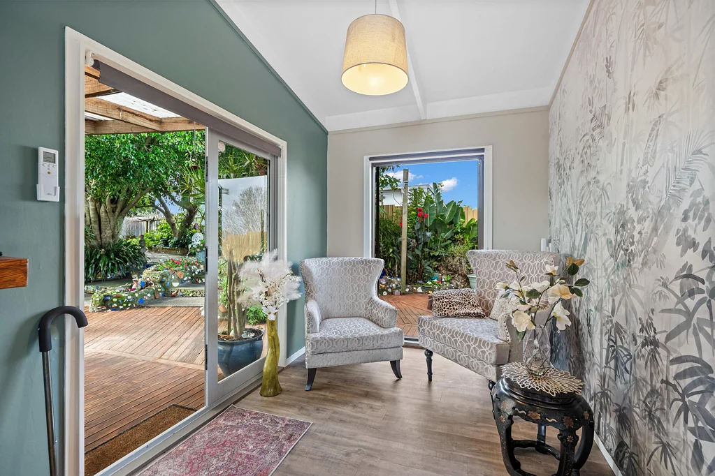 Otangarei 1Phòng ngủ More Than Meets the Eye - Just $399,000!