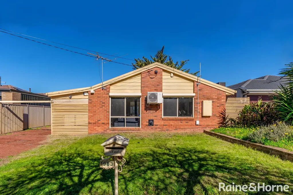 Rockbank 3 Bedroom Charming Family Home in Rockbank or The Perfect Investment