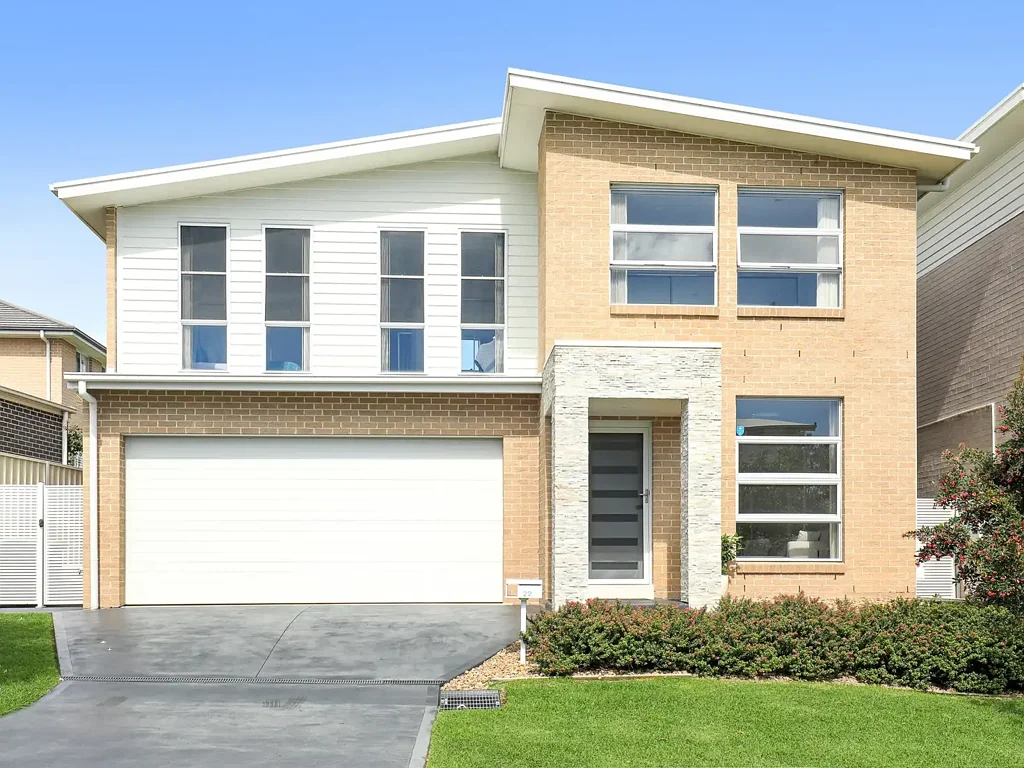 Shell Cove 4 Bedroom Premium Coastal Living !