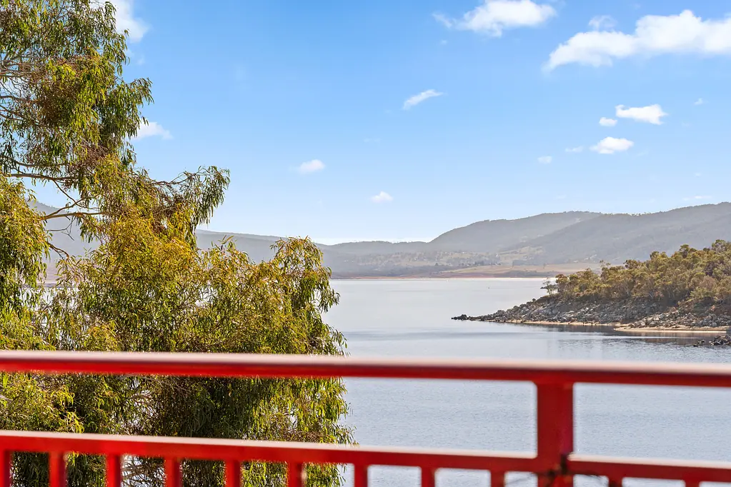 1/27 Townsend Street, Jindabyne, NSW 2627