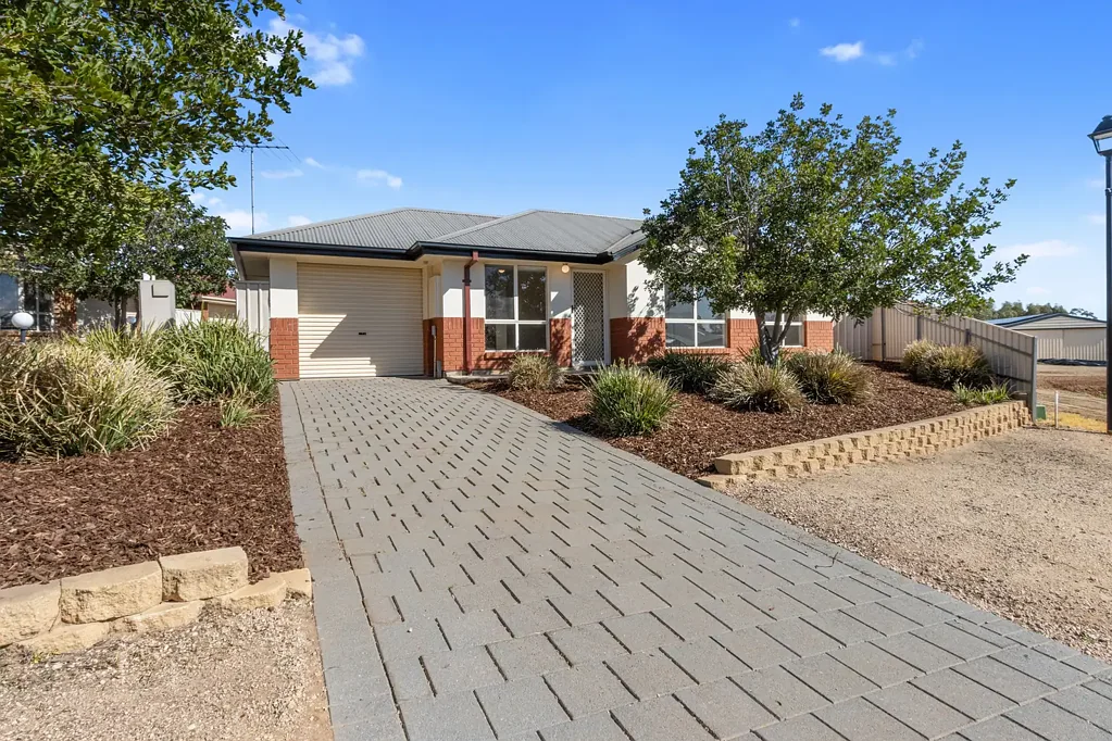 Balaklava 2બેડરૂમ Perfect first home