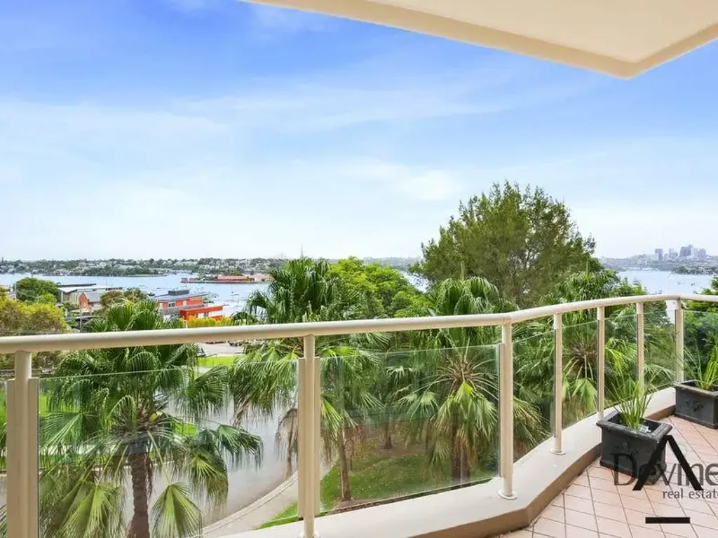 Executive Two Bedroom Apartment with Exceptional Views