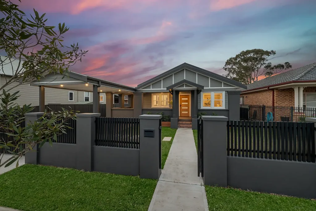 90 Lockyer Street, Adamstown, NSW 2289