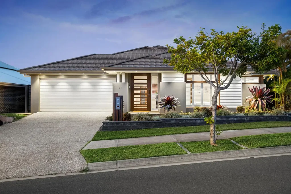 South Ripley 4Kwarto Ex-Display Home With Luxury Upgrades And Spacious Family Living