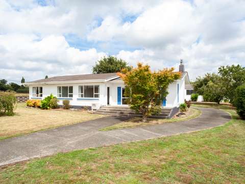 Morrinsville  Country living!