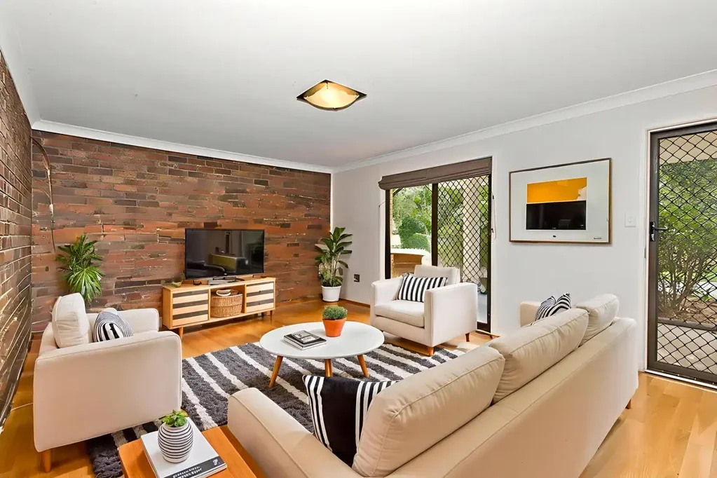 Family-Sized Home in The Gap - Prime Position with Generous Outdoor Space