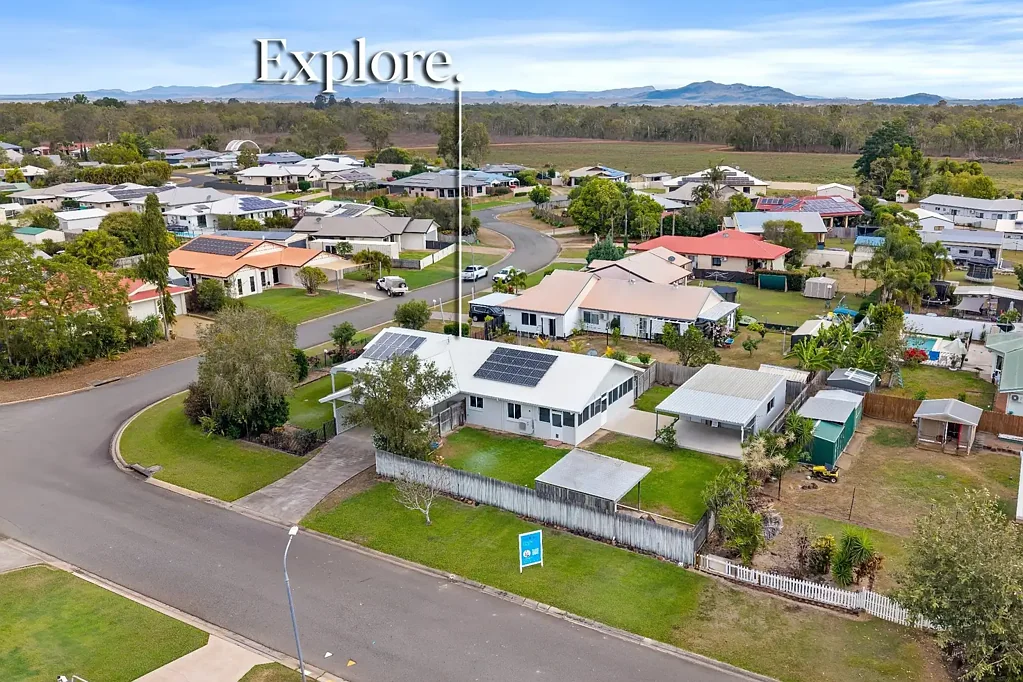 Mareeba 4Zimmer SOLID FAMILY HOME + SHED ON 993m² WITH DUAL STREET ACCESS!