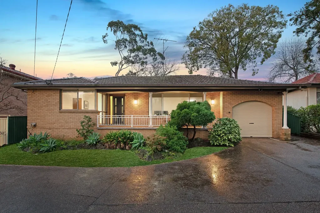 Baulkham Hills 4 Bedroom Work From Home While Kids Walk to School
