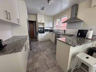 Spacious Family Home In Great Location