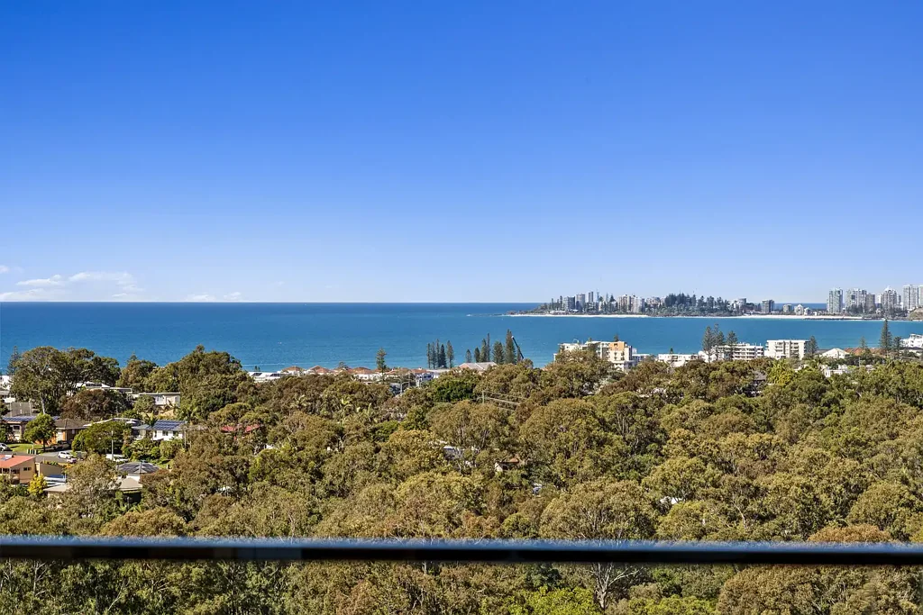 Currumbin 3Moenga Elevated Treetop Sanctuary with Panoramic Coastal Views