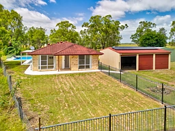 897 Clarendon Road, Clarendon