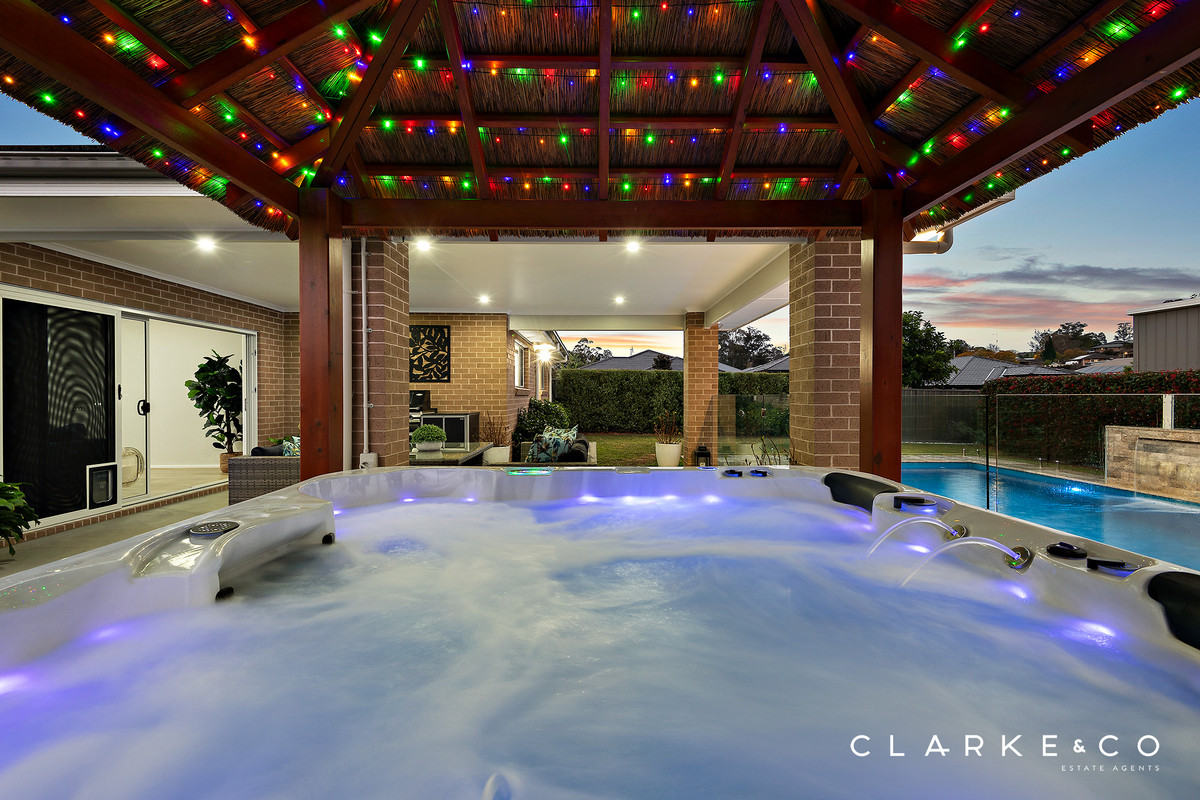 5 WATERSIDE CL, RUTHERFORD NSW 2320, 0 chambres, 0 salles de bain, House