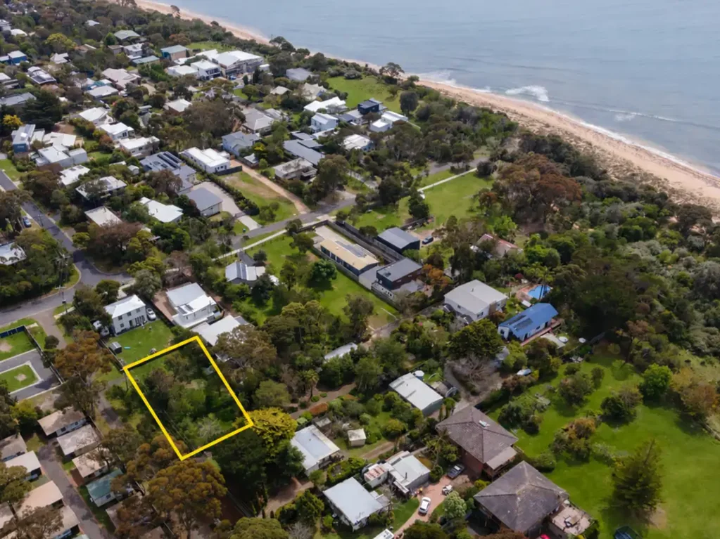 Cowes Secluded Costal Block on Phillip Island-Nature, Privacy and Beachside Bliss