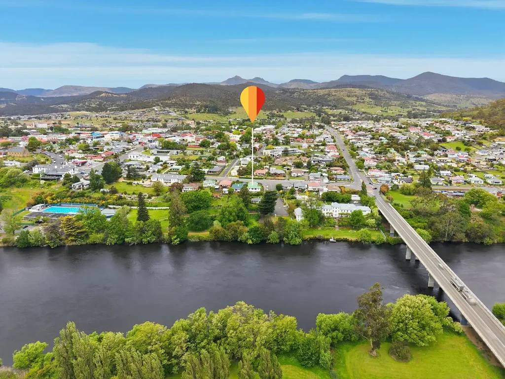 1 Bridge Street, New Norfolk, TAS 7140