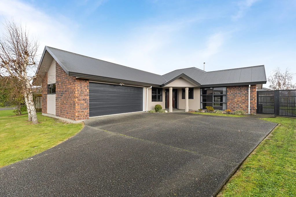 Kelvin Grove 4Kwarto Solid, spacious & seriously good buying!