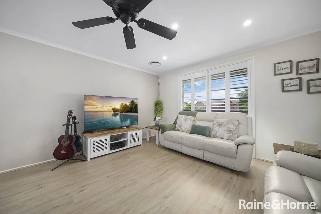 55 LANTANA ST, Macquarie Fields, NSW 2564