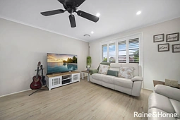 55 LANTANA ST, Macquarie Fields