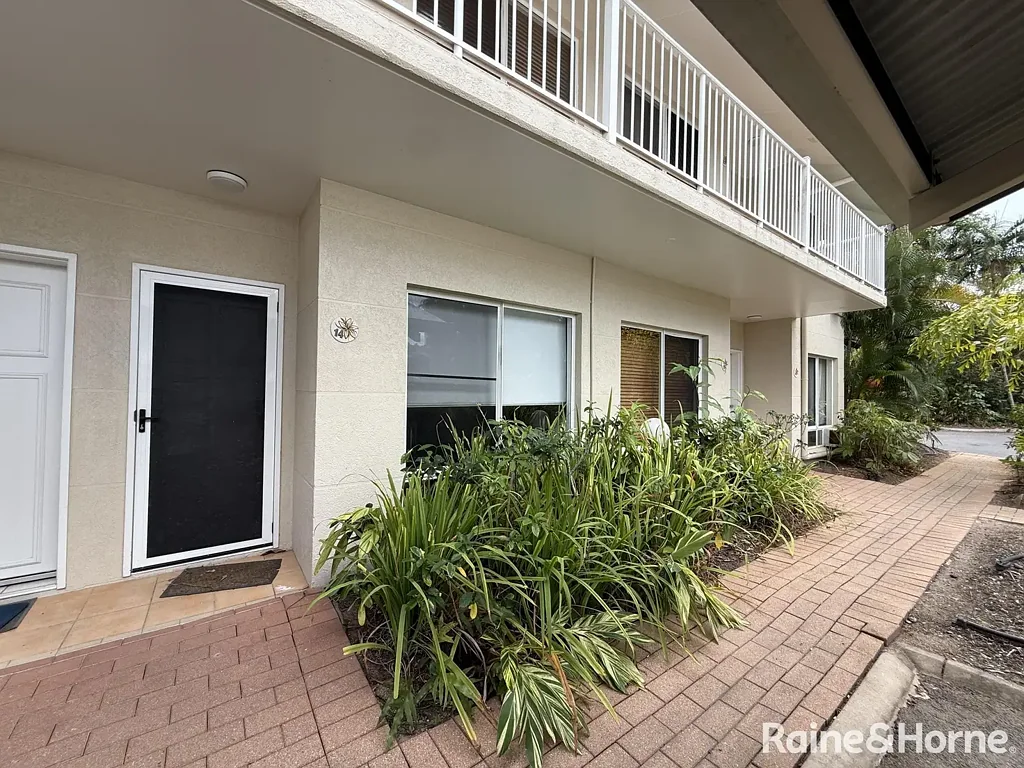 1 BEDROOM : 1 BATHROOM : FULLY FURNISHED : RESORT STYLE LIVING