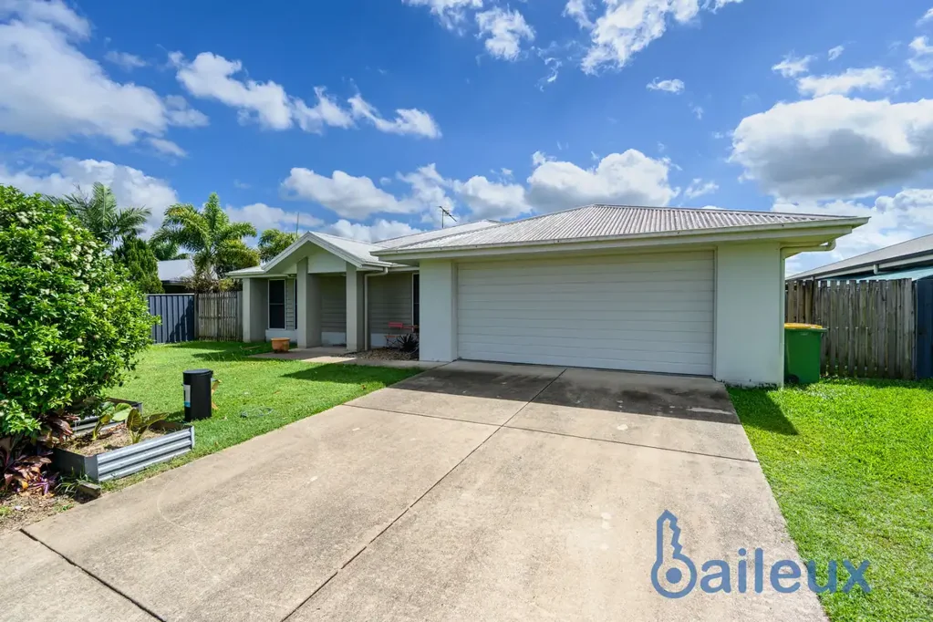 Stretch Out in Style – Generous 5 Bedroom Home in Mirani