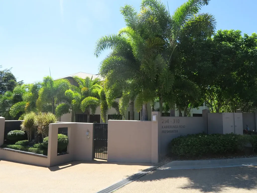 PRIVATE, PEACEFUL WITH GREAT VIEWS!