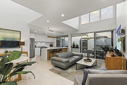 13/14 Coral Sea Drive, Pelican Waters