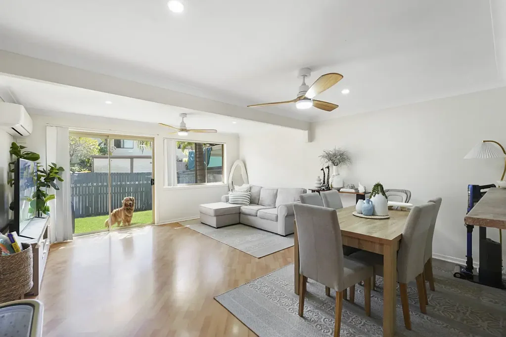 Labrador 2બેડરૂમ LOW MAINTENANCE TOWNHOUSE IN A HIGHLY CONVENIENT LOCATION