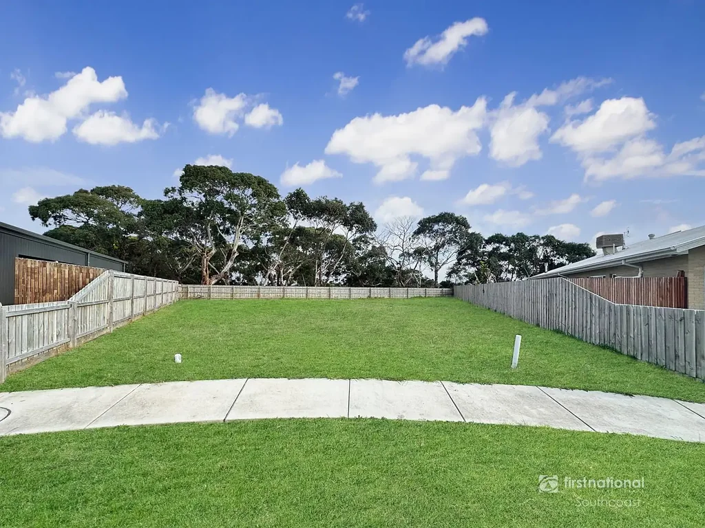 Inverloch  Premier Coastal Opportunity: Build Your Dream Home in a Tranquil Cul-de-Sac
