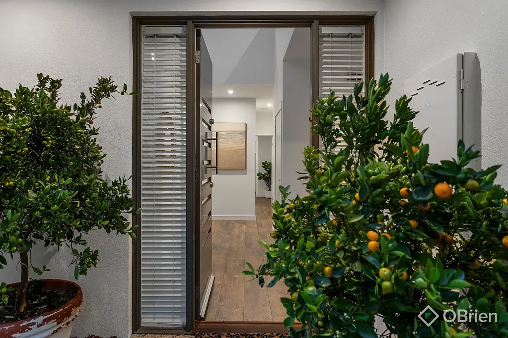 Prestigious Beleura Hill Beachside Living