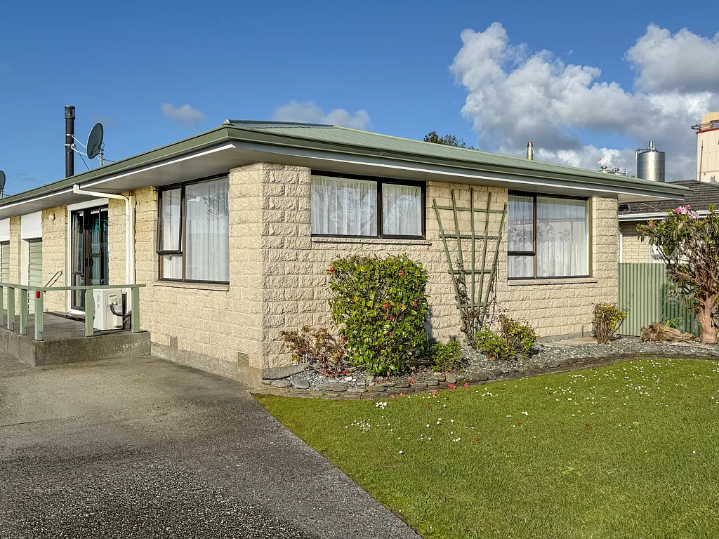 Hokitika 2chambre Solid, sunny and conveniently located