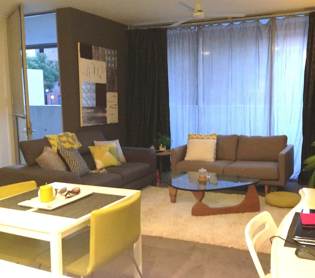 Oversized Apartment with Private Entrance & Great Outdoor Space