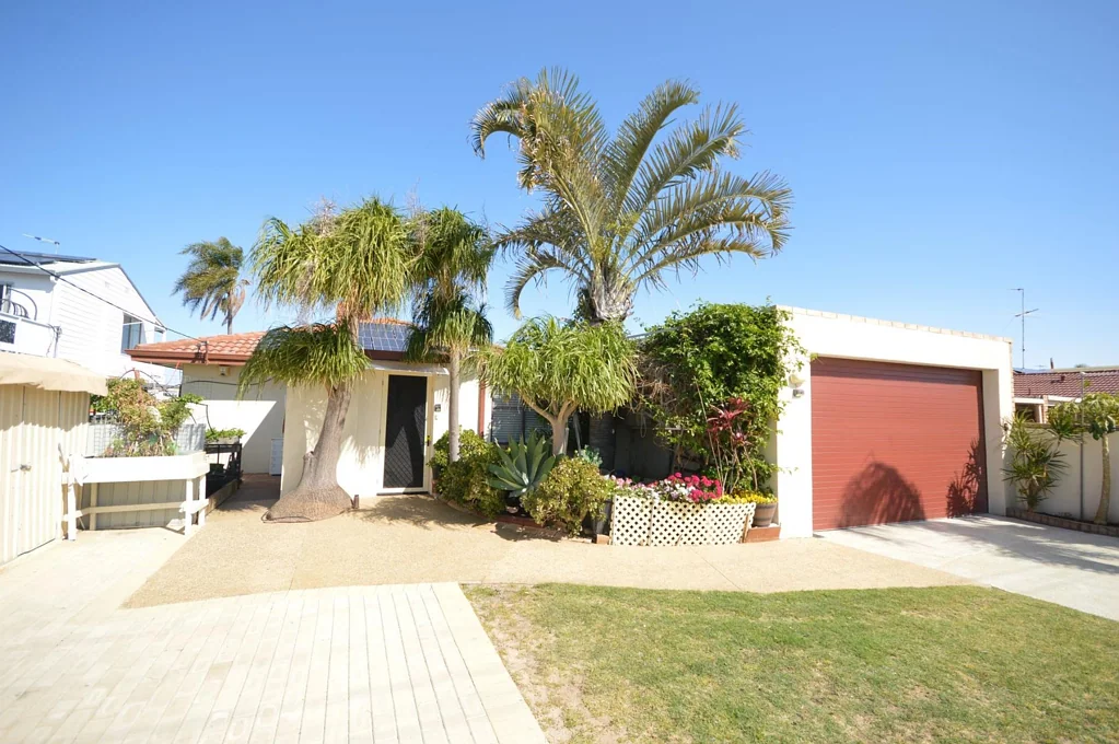 97 Allambi Way, South Yunderup, WA 6208