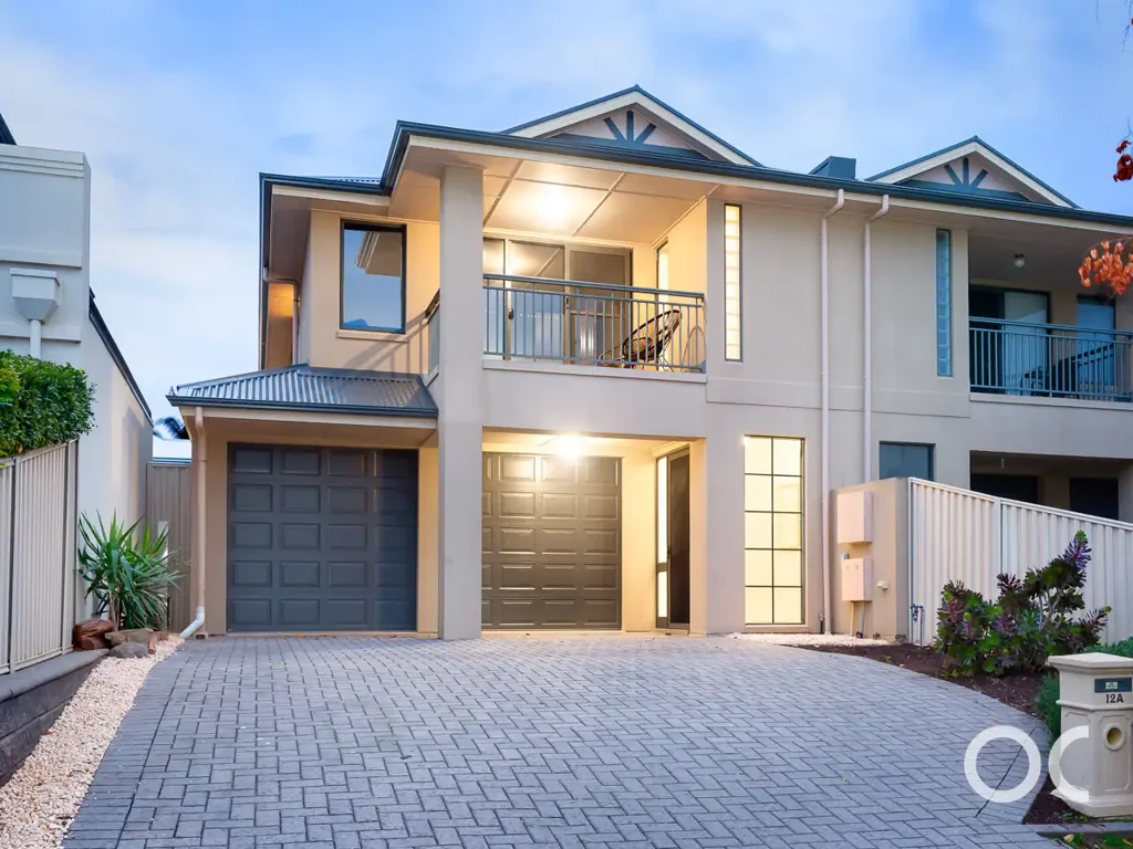 Vale Park 3 Bedroom Delightful townhome