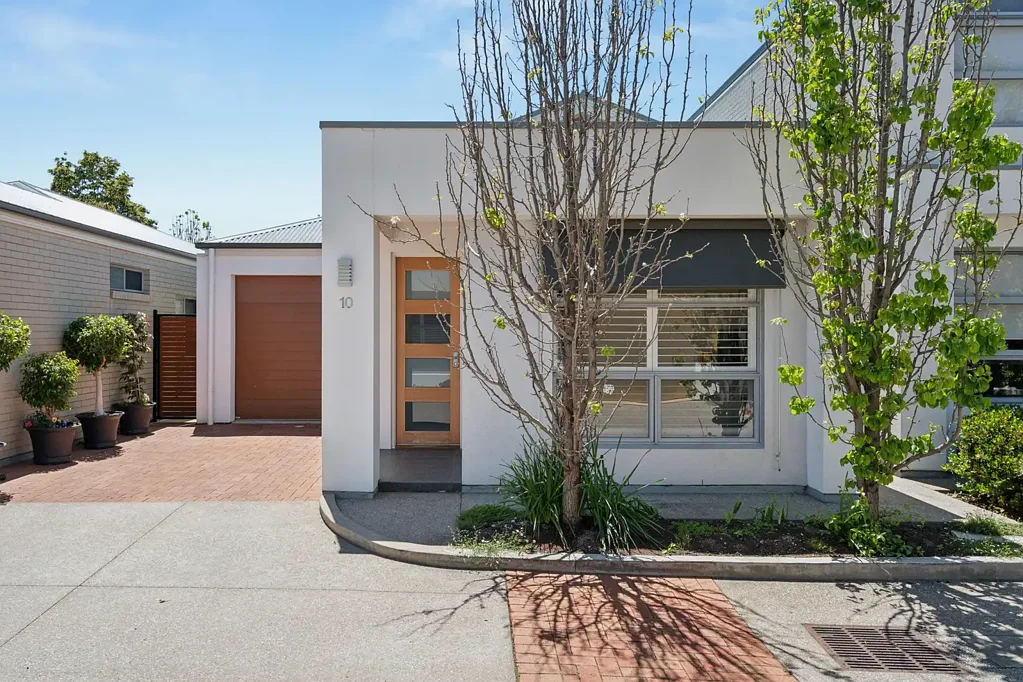 Marion 3Phòng ngủ Modern Villa in Prime Location