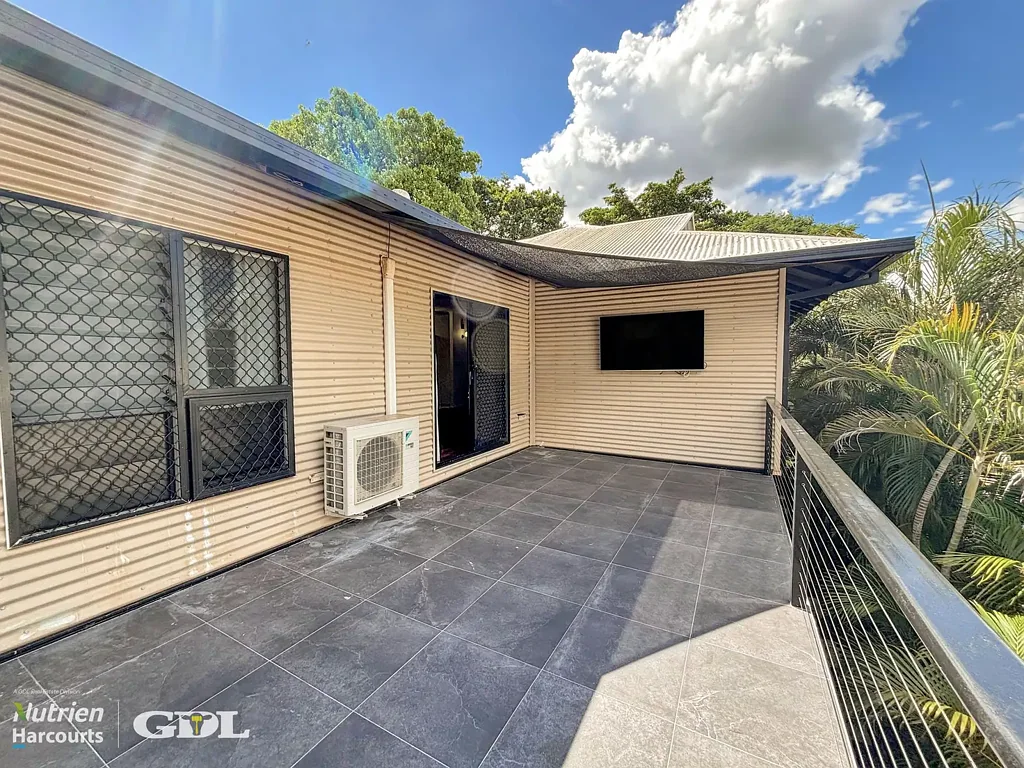 Katherine 4Moenga High-Returning Investment | Spacious Family Home
