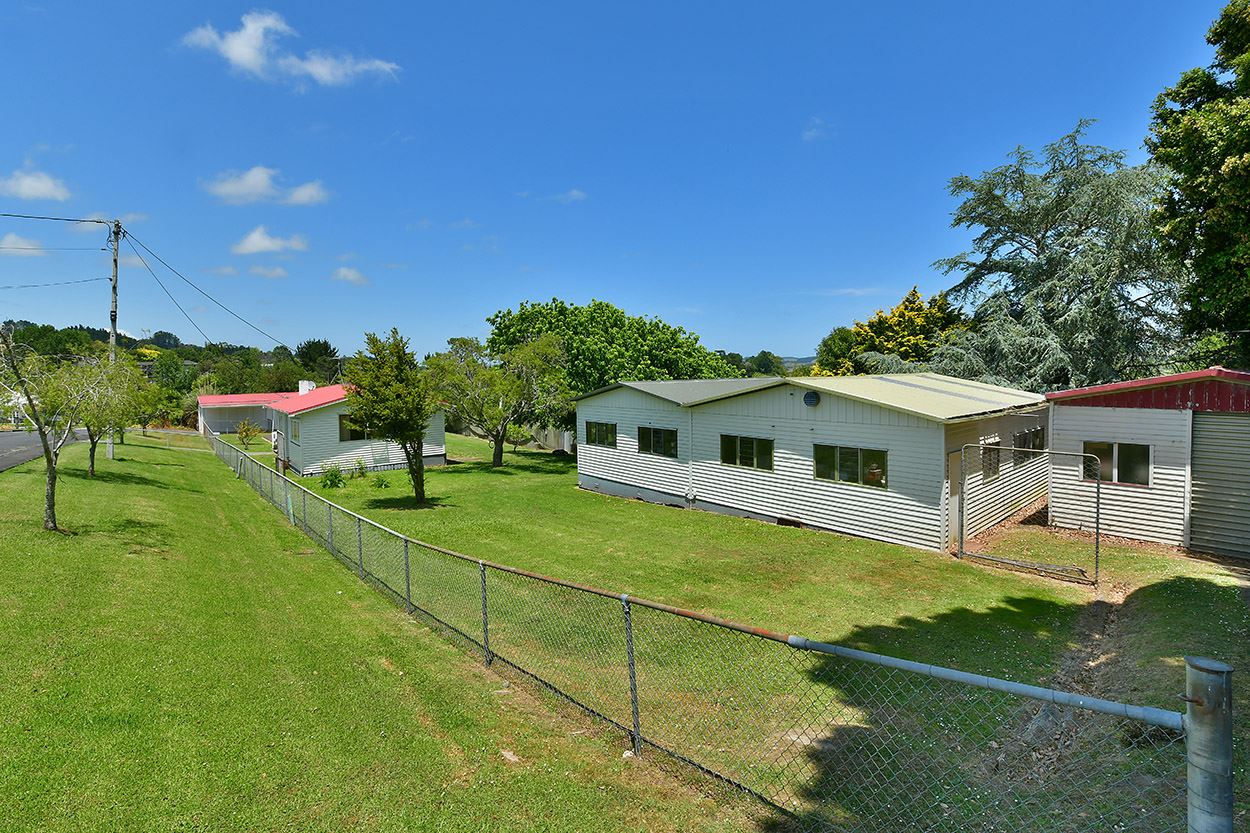 31 Kowhai Street, Helensville, Auckland - Rodney, 2部屋, 1バスルーム