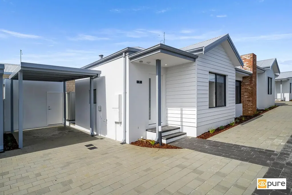 MODERN 2 X 1 IN THE HEART OF HAMILTON HILL
