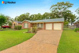 31 ILLAWARRA CCT, Worrigee