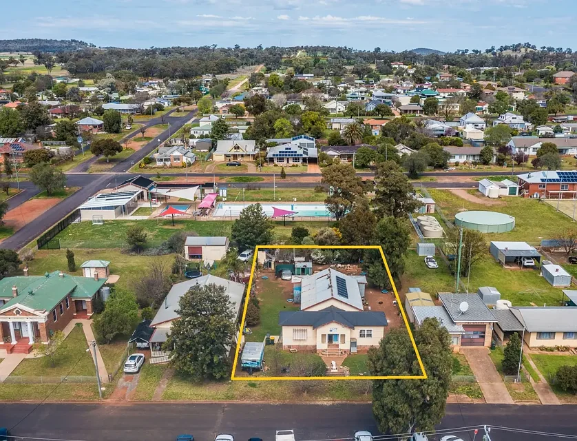 28 Digilah Street, Dunedoo, NSW 2844, 3 कमरे, 1 बाथरूम, House