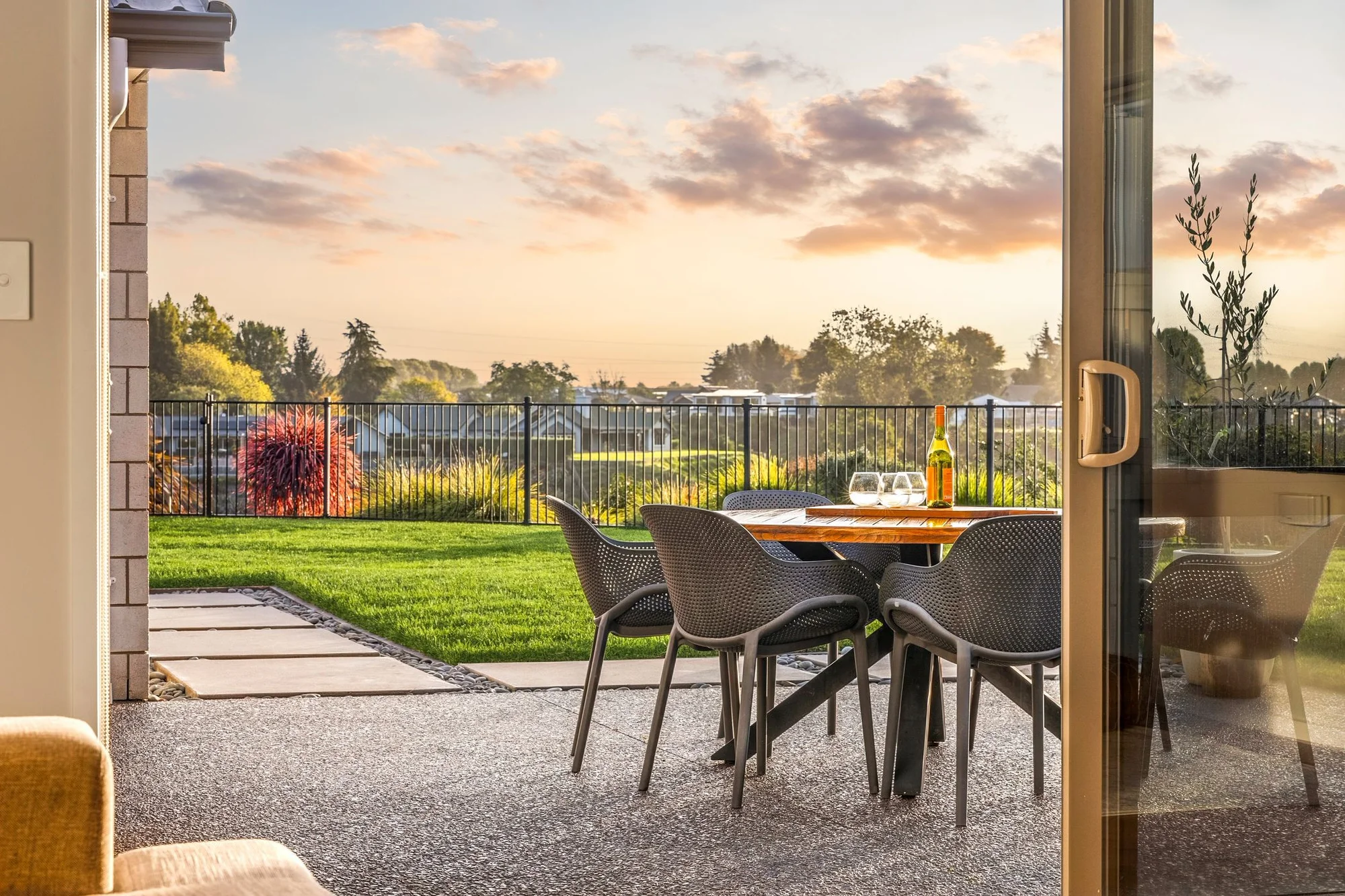Leamington 5Kwarto Family wishlist topper with great views!